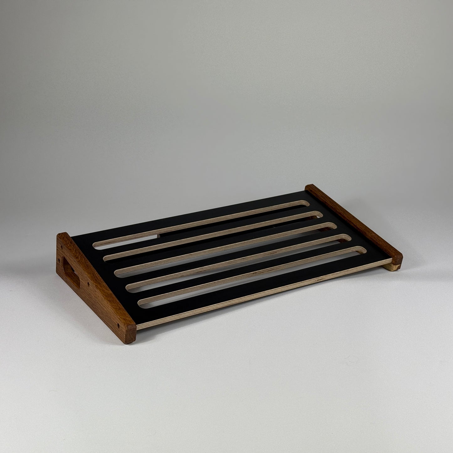 Pedalboard "Simple" - 50cm x 38cm - schwarz - Perfekt für E-Gitarre, Akustik-Gitarre und mehr!
