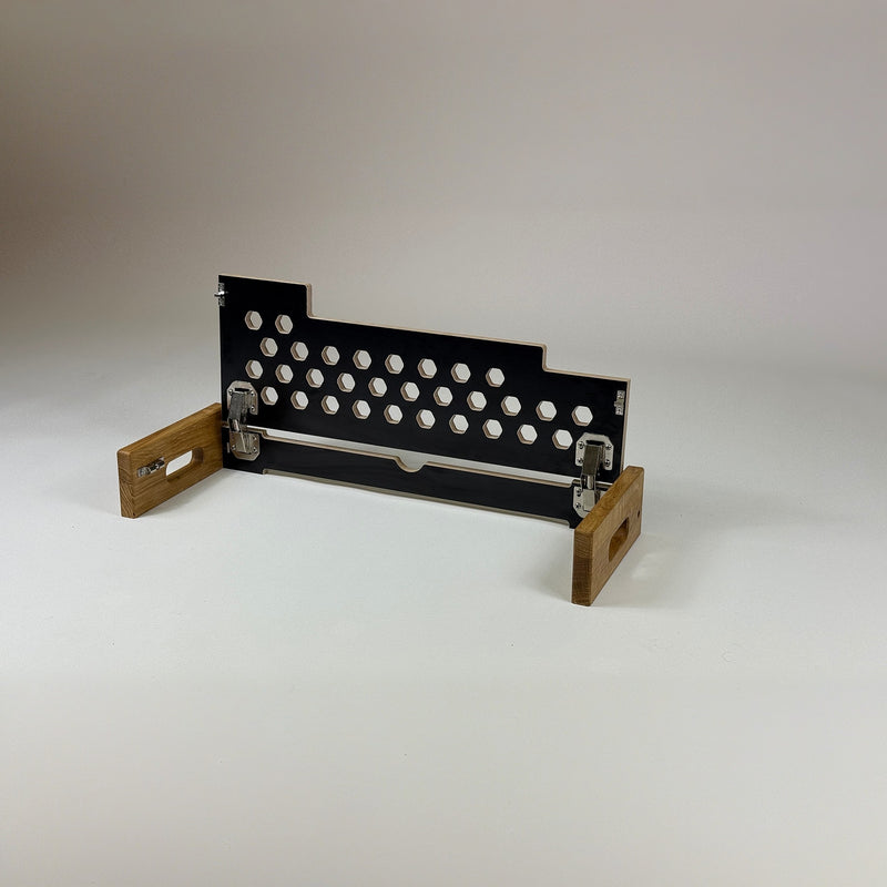 KlangWald STAGE CUSTOM Pedalboard – Detailaufnahme Griffloch